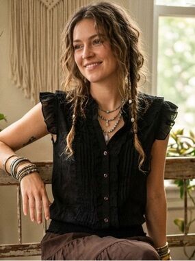 Beautiful Black Ruffled Lace-Yoke Sleeveless Blouse